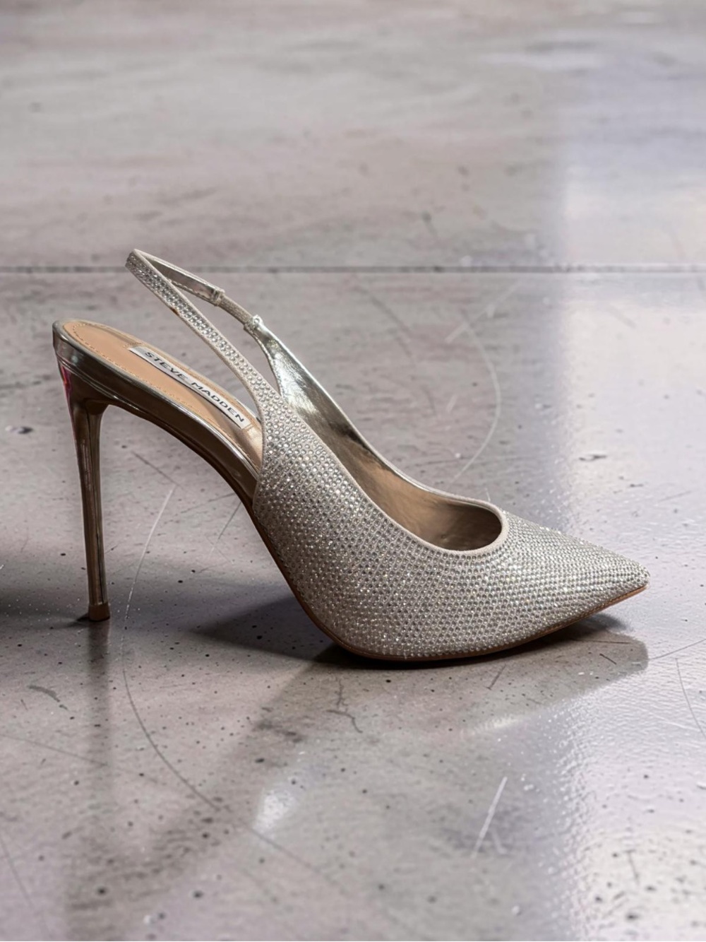 Steve Madden Silver Glitter Slingback Pointed Heels